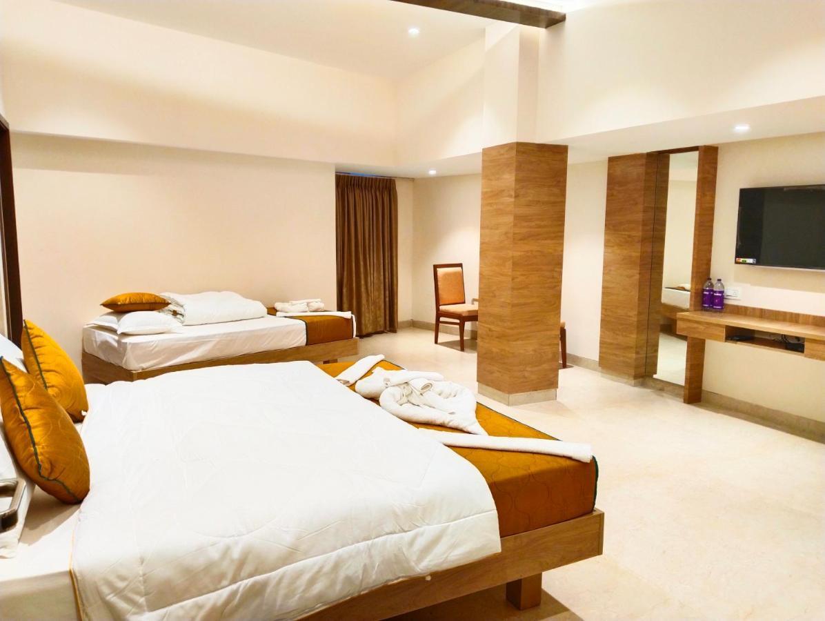 The Paradise Hotel - Luxury Stay Канчипурам Экстерьер фото